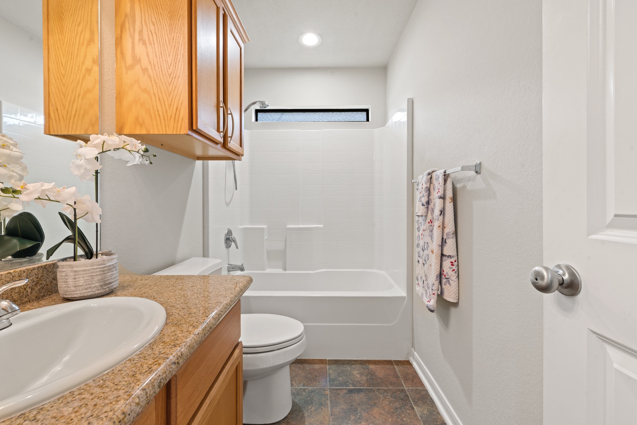 2041 Mountain Wind Loop Bryan, TX 77807 - Photo 13 of 17 Hall bathroom with tub/shower combo