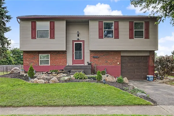 $215,000 | 137 Lightner Lane, Englewood, OH 45322