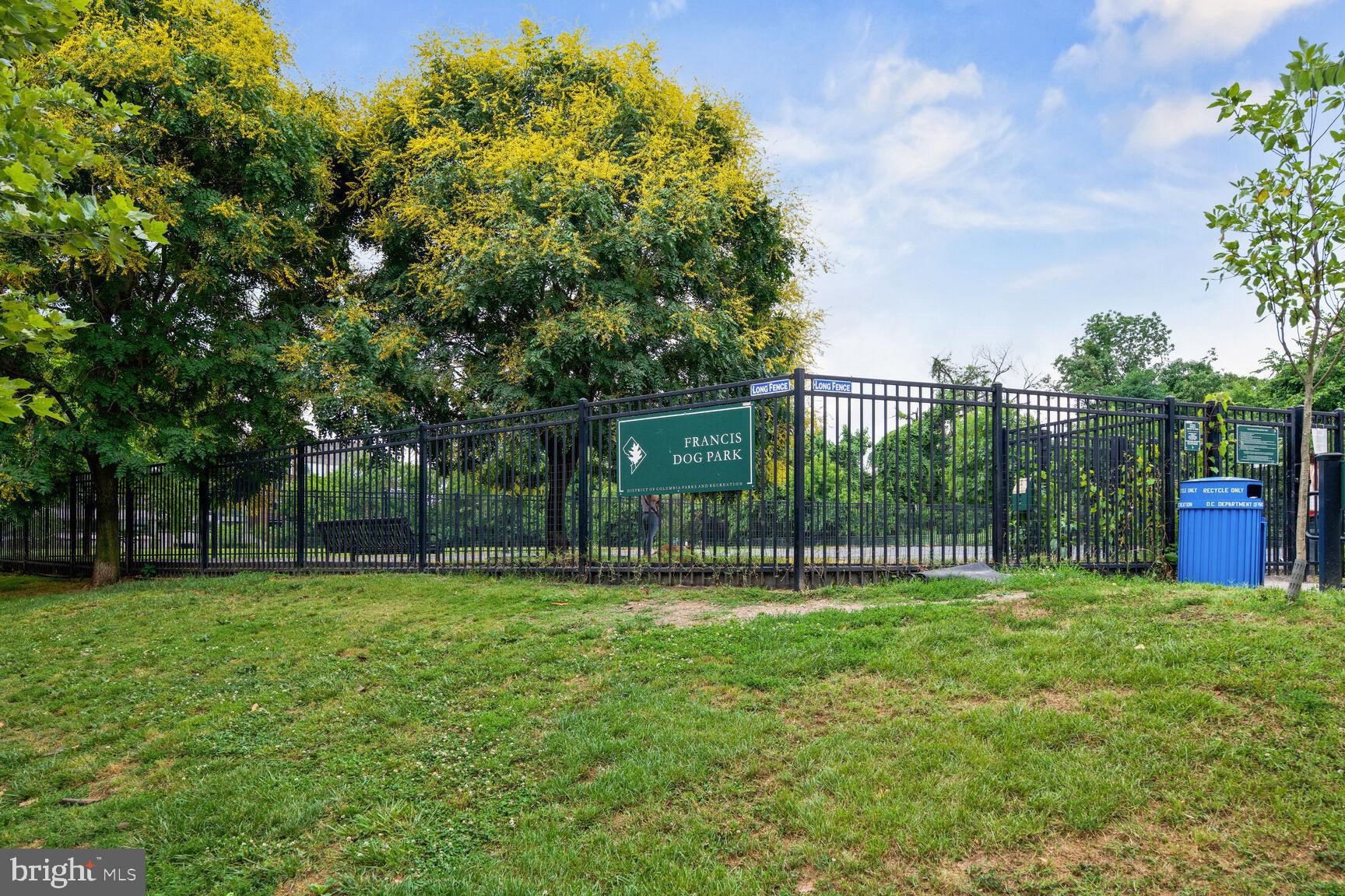 1275 25th Street Northwest, Unit 607 Washington, DC 20037 - Photo 20 of 21 Dog Park