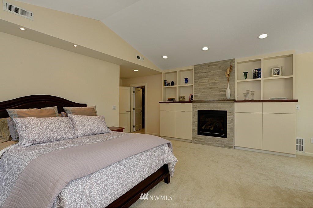 929 North 31st Street Renton, WA 98056 - Photo 23 of 25