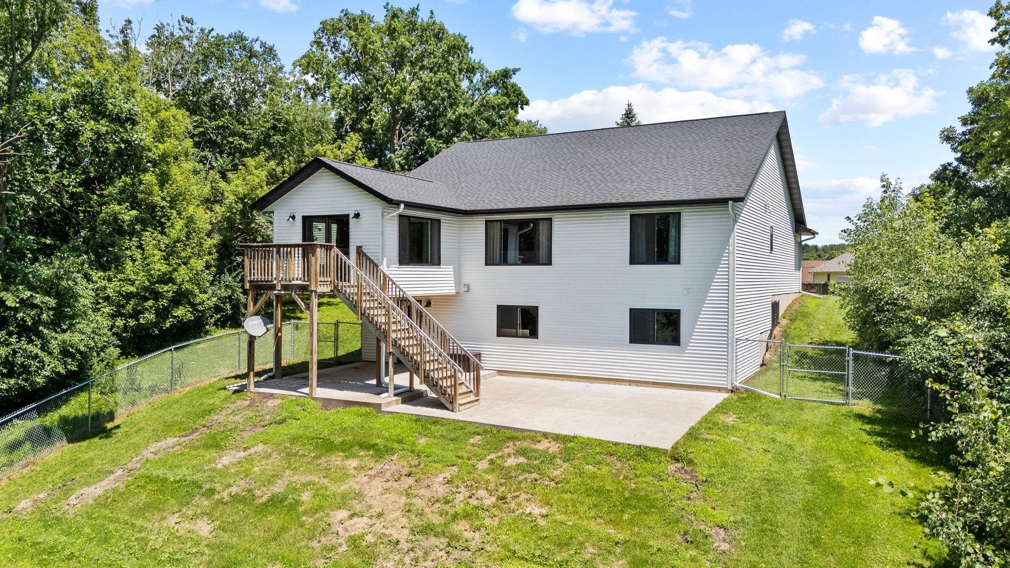 W1202 Oak Rdg Court Spring Valley, WI 54767 - Photo 28 of 31