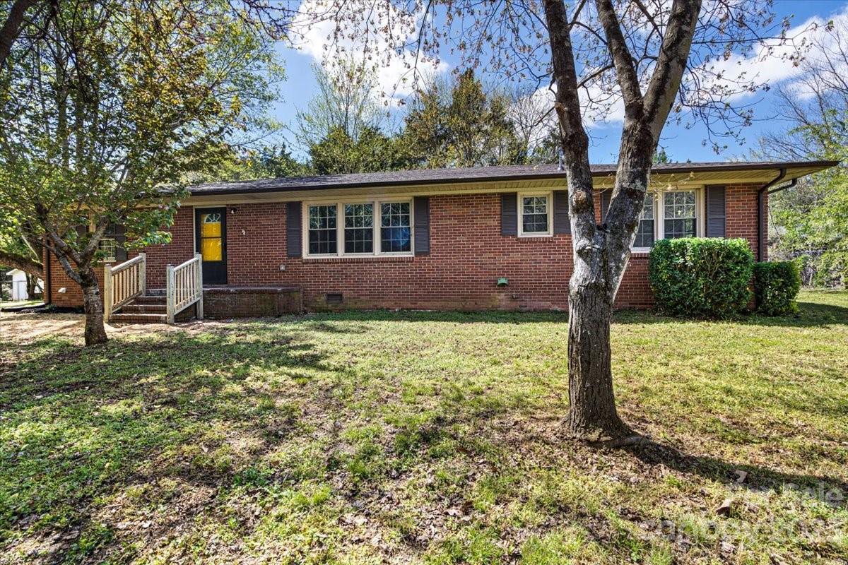 750 Lakeview Road Salisbury, NC 28147 - Photo 3 of 22 a view of a house with a yard