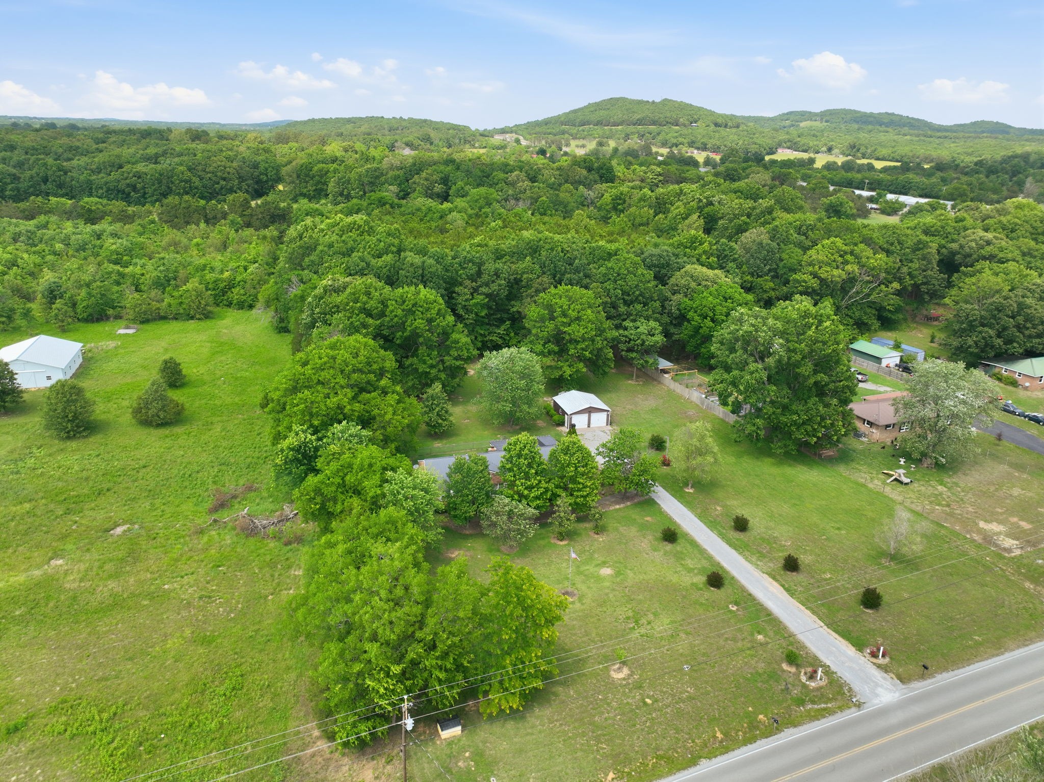 3041 Unionville Deason Road Bell Buckle, TN 37020 - Photo 2 of 35