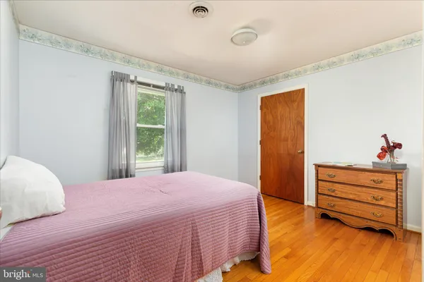 $315,000 | 9943 Massanutten Avenue, New Market, VA 22844