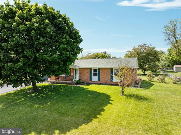 $315,000 | 9943 Massanutten Avenue, New Market, VA 22844