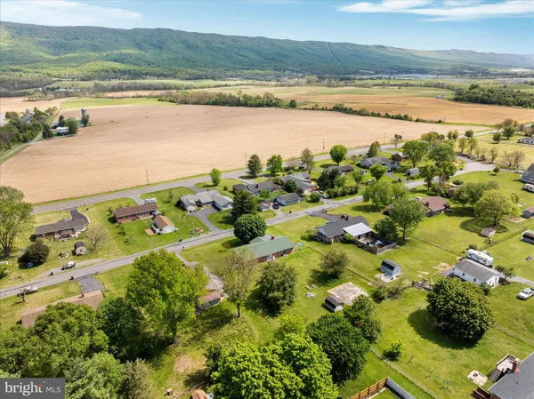 $315,000 | 9943 Massanutten Avenue, New Market, VA 22844