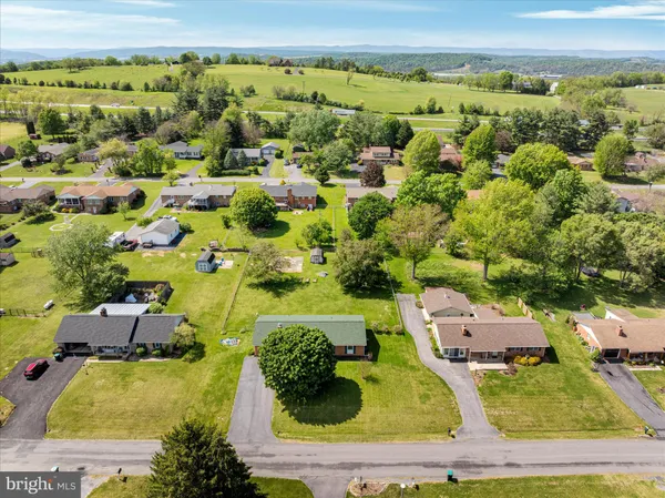 $315,000 | 9943 Massanutten Avenue, New Market, VA 22844