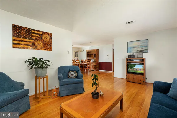 $315,000 | 9943 Massanutten Avenue, New Market, VA 22844