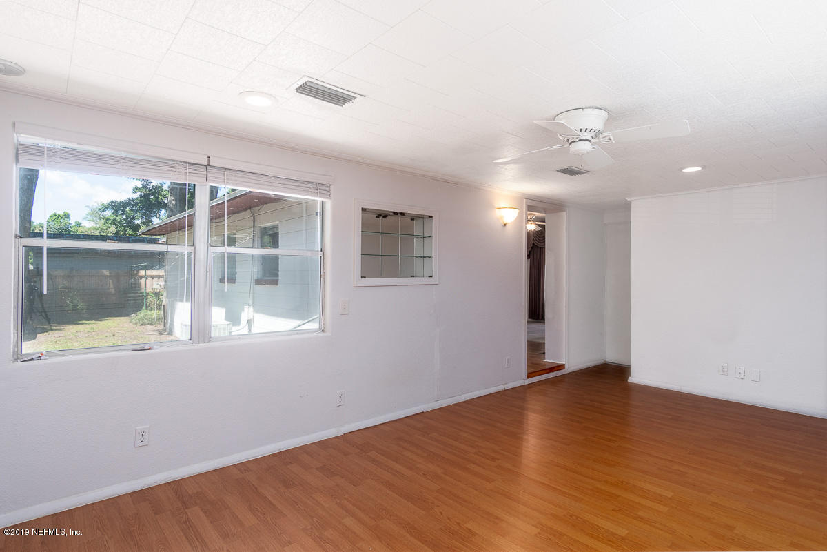 5346 Burdette Road Jacksonville, FL 32211 - Photo 12 of 34 Family/Bonus Room