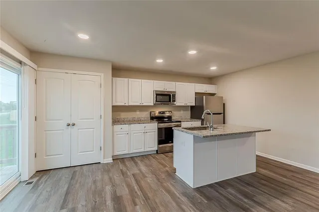 $335,000 | 9806 East 219th Circle, Peculiar, MO 64078