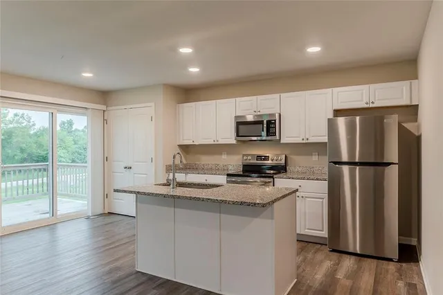 $335,000 | 9806 East 219th Circle, Peculiar, MO 64078