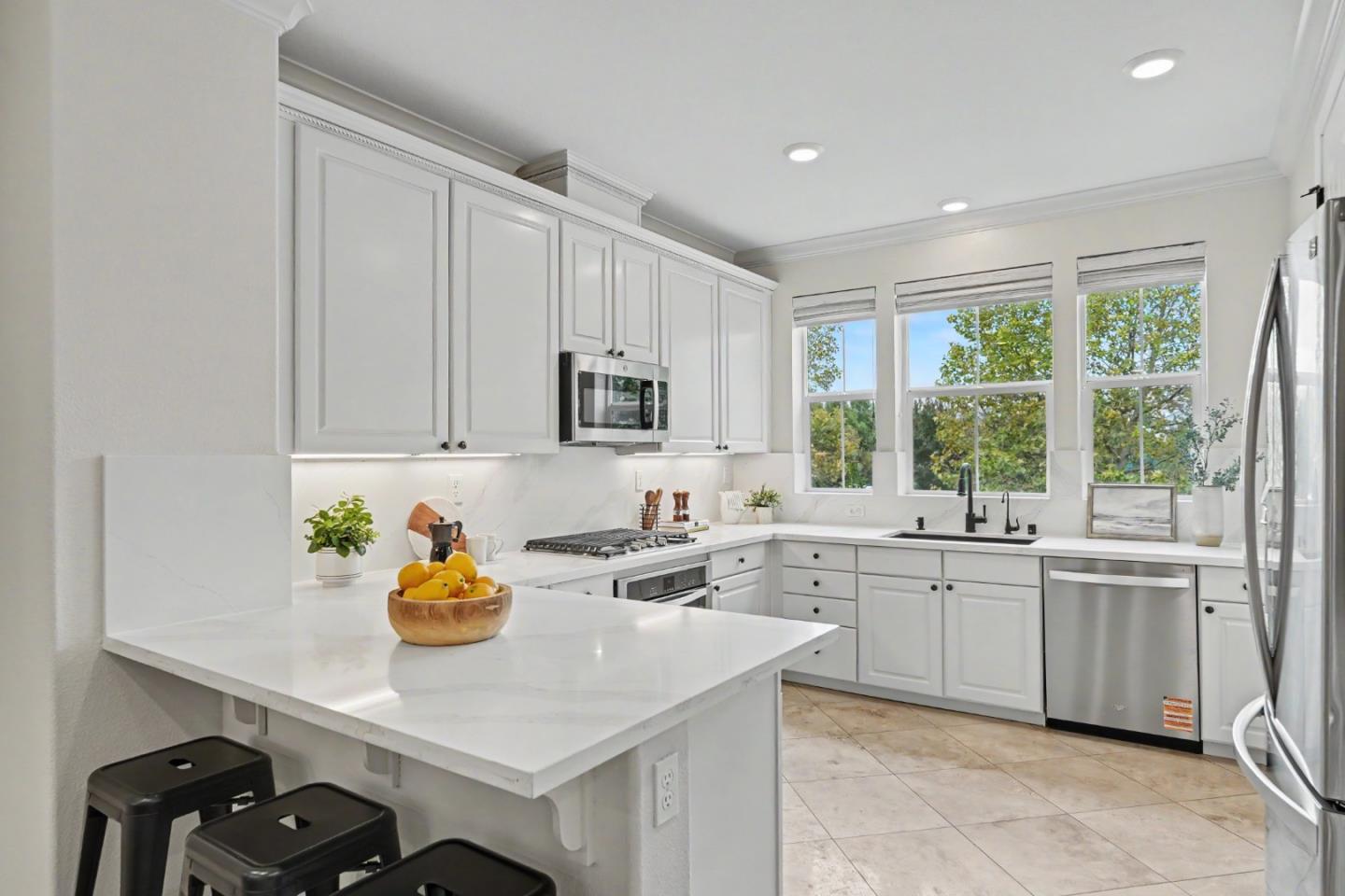 1357 Merry Loop Milpitas, CA 95035 - Photo 11 of 63