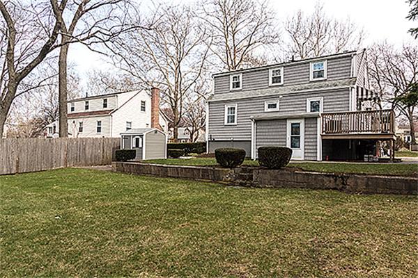 33 Sycamore Road Melrose, MA 02176 - Photo 25 of 27 Gallery Image 25