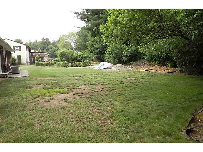 5 Thompson Drive Coventry, RI 02816 - Photo 16 of 16 Yard/Garden.
