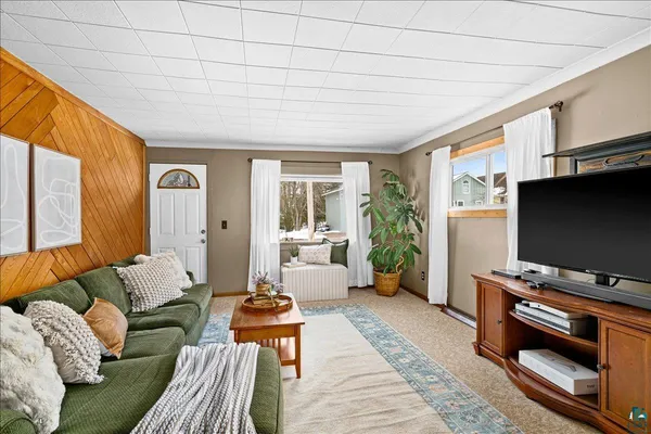 $339,900 | 408 Summit Avenue, Proctor, MN 55810