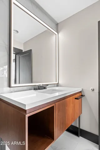 $19,000 | 3282 East Palo Verde Drive, Paradise Valley, AZ 85253