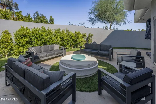 $19,000 | 3282 East Palo Verde Drive, Paradise Valley, AZ 85253