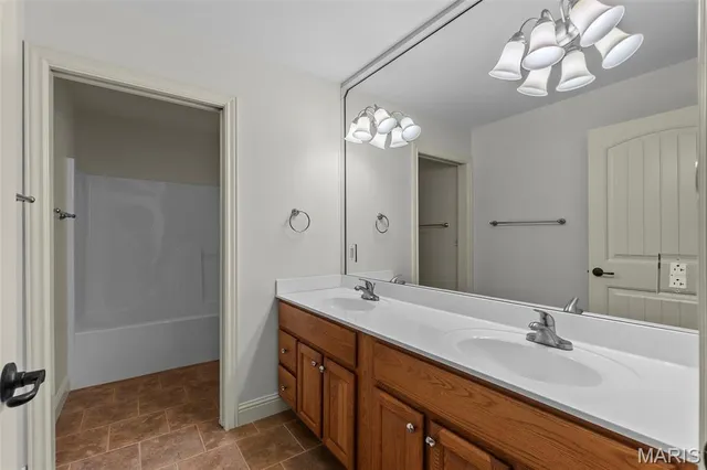 $599,900 | 2720 Partridge Court, Cape Girardeau, MO 63701