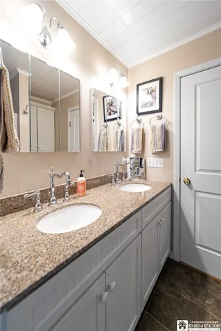 $259,900 | 328 East Main Street, Pomfret, NY 14063