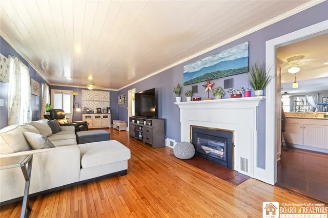 $259,900 | 328 East Main Street, Pomfret, NY 14063