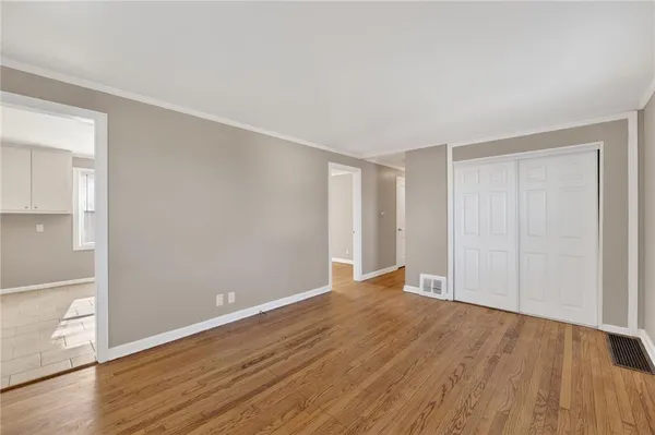 $119,900 | 7717 Sni A Bar Terrace, Kansas City, MO 64129