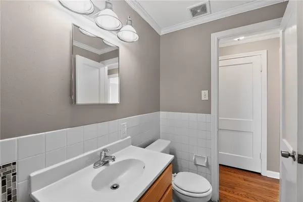 $119,900 | 7717 Sni A Bar Terrace, Kansas City, MO 64129