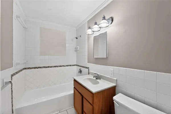 $119,900 | 7717 Sni A Bar Terrace, Kansas City, MO 64129
