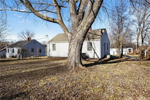$119,900 | 7717 Sni A Bar Terrace, Kansas City, MO 64129