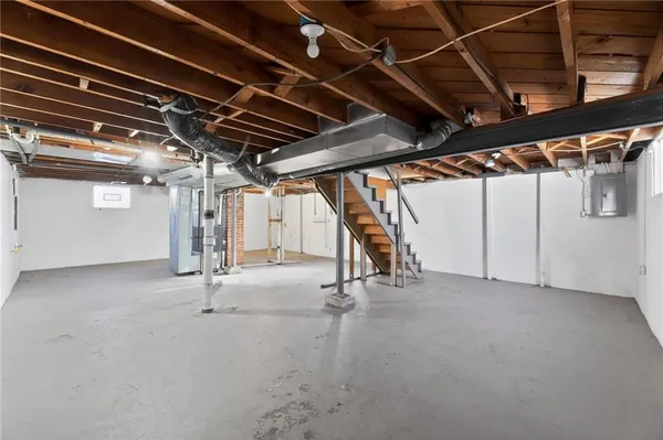 $119,900 | 7717 Sni A Bar Terrace, Kansas City, MO 64129