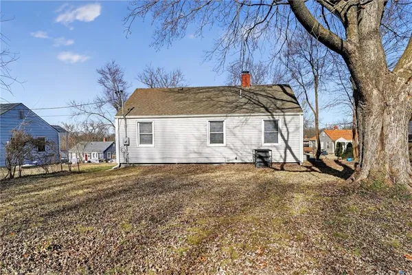 $119,900 | 7717 Sni A Bar Terrace, Kansas City, MO 64129