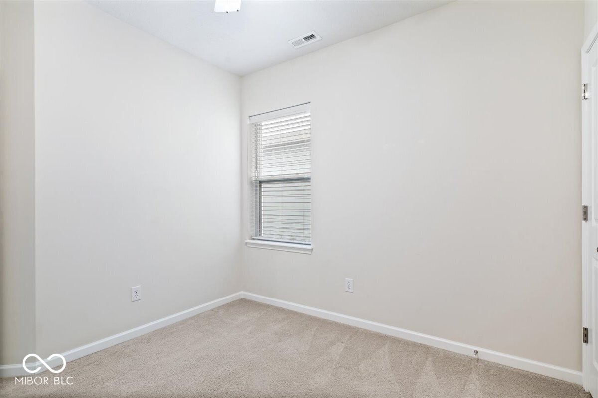 9135 Rising Road Indianapolis, IN 46216 - Photo 21 of 40 Gallery Image 21