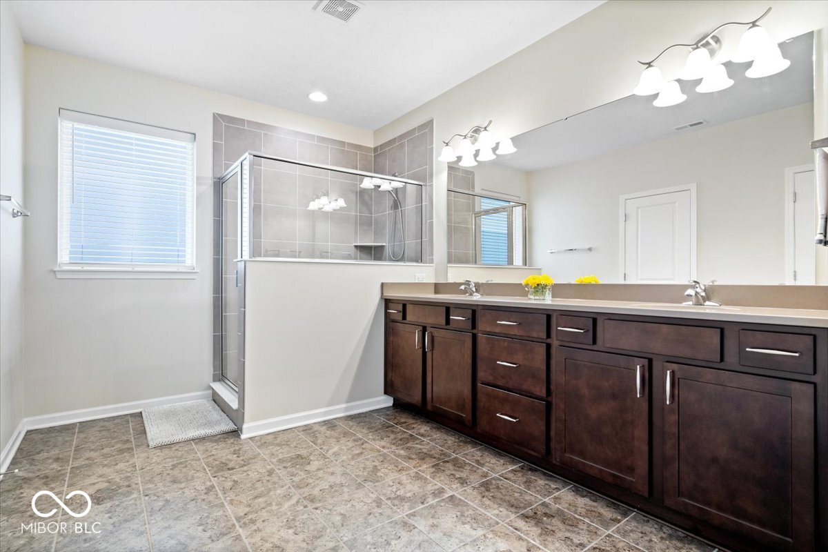 9135 Rising Road Indianapolis, IN 46216 - Photo 23 of 40 Gallery Image 23
