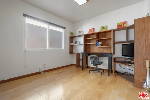 $920,000 | 8821 Penridge Place, Inglewood, CA 90305