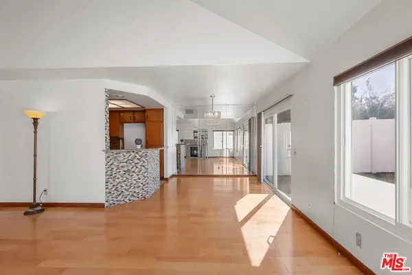 $920,000 | 8821 Penridge Place, Inglewood, CA 90305