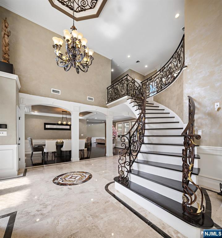 56 Lilac Lane Paramus, NJ 07652 - Photo 12 of 33