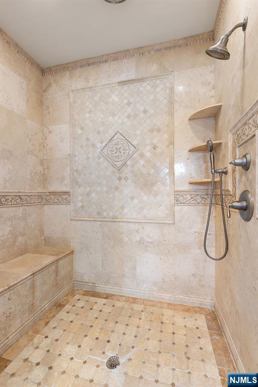 56 Lilac Lane Paramus, NJ 07652 - Photo 16 of 33