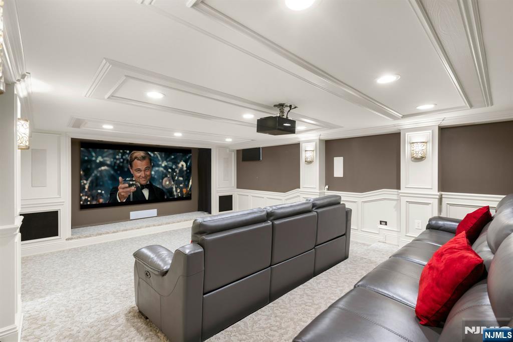 56 Lilac Lane Paramus, NJ 07652 - Photo 23 of 33