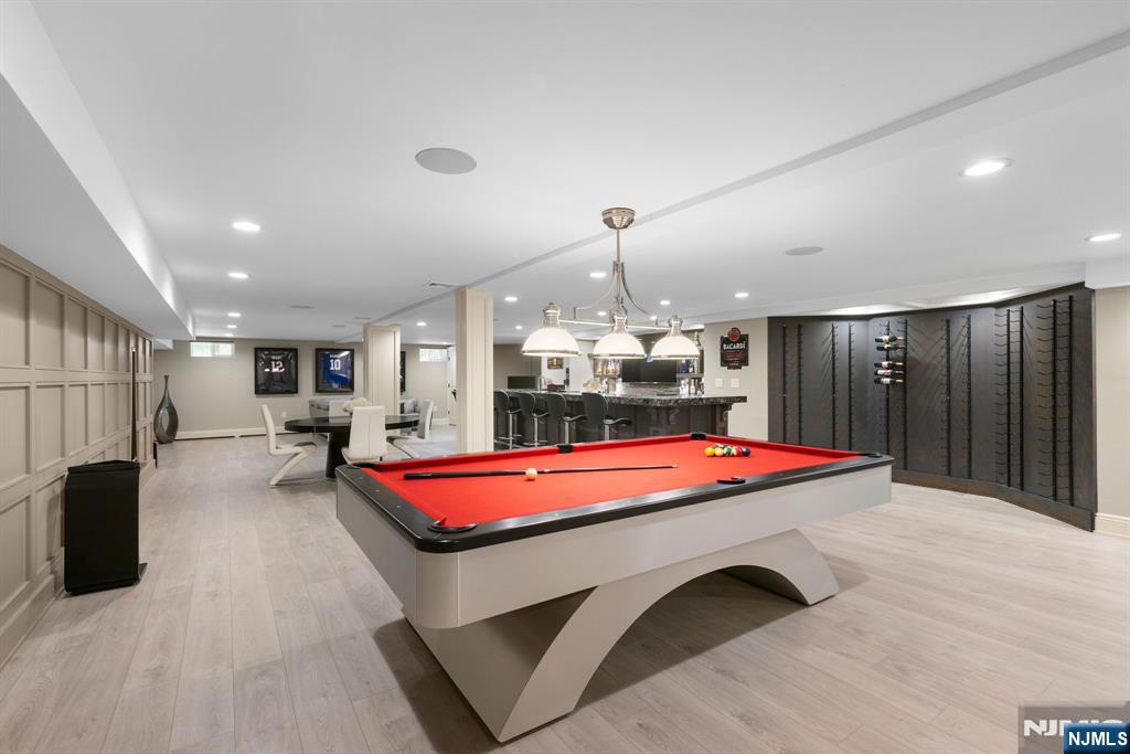 56 Lilac Lane Paramus, NJ 07652 - Photo 25 of 33