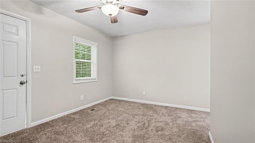 1723 Waverly Street High Point, NC 27265 - Photo 10 of 19