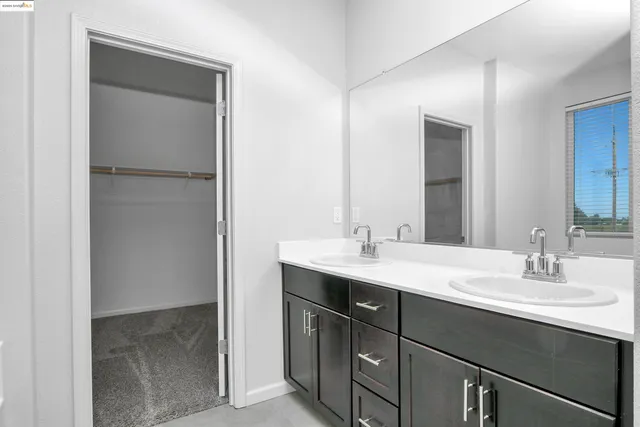 $674,000 | 876 Diamante Way, Oakley, CA 94561