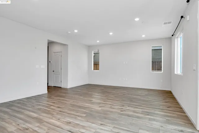 $674,000 | 876 Diamante Way, Oakley, CA 94561