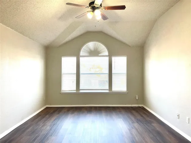 $2,700 | 7728 Parkwood Plaza Drive, Fort Worth, TX 76137