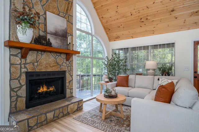 $449,900 | 56 Hunter Hill Way, Ellijay, GA 30540