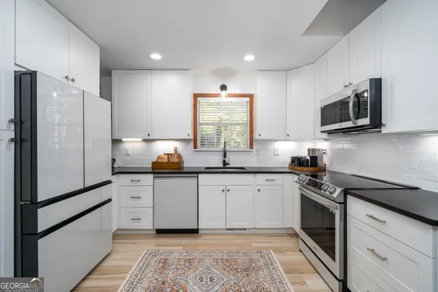 $449,900 | 56 Hunter Hill Way, Ellijay, GA 30540