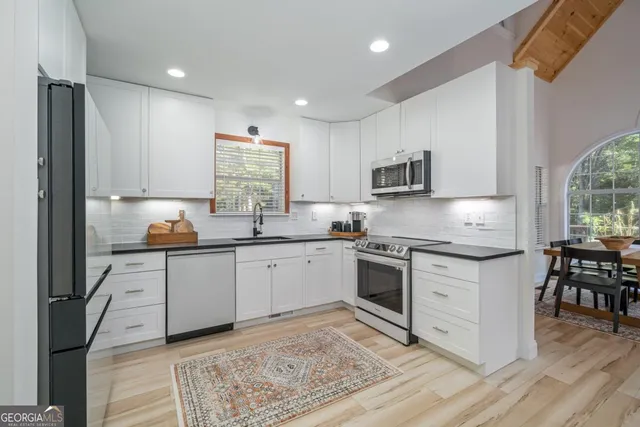 $449,900 | 56 Hunter Hill Way, Ellijay, GA 30540