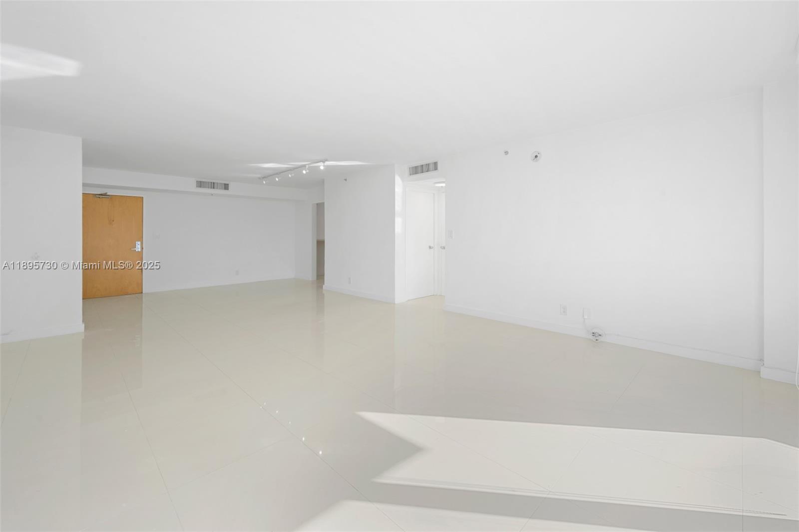 9195 Collins Avenue, Unit 812 Surfside, FL 33154 - Photo 18 of 20