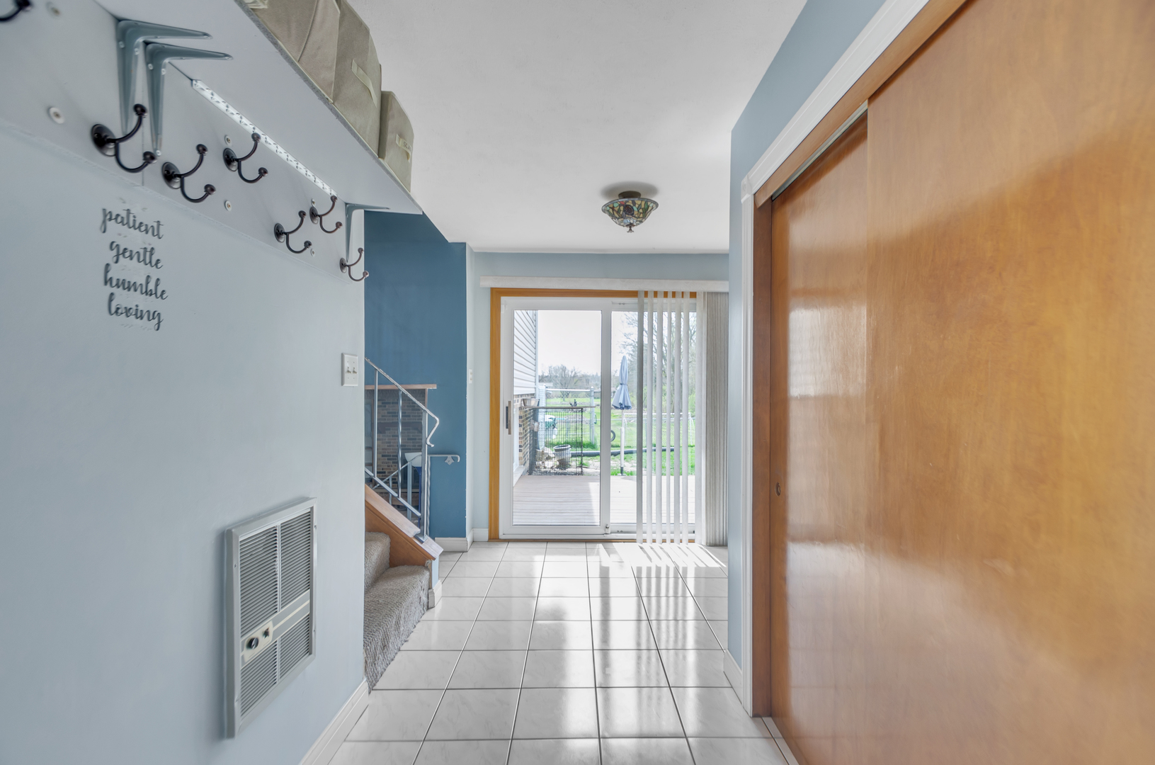 2039 East Maple Street Crete, IL 60417 - Photo 3 of 28 Gallery Image 3