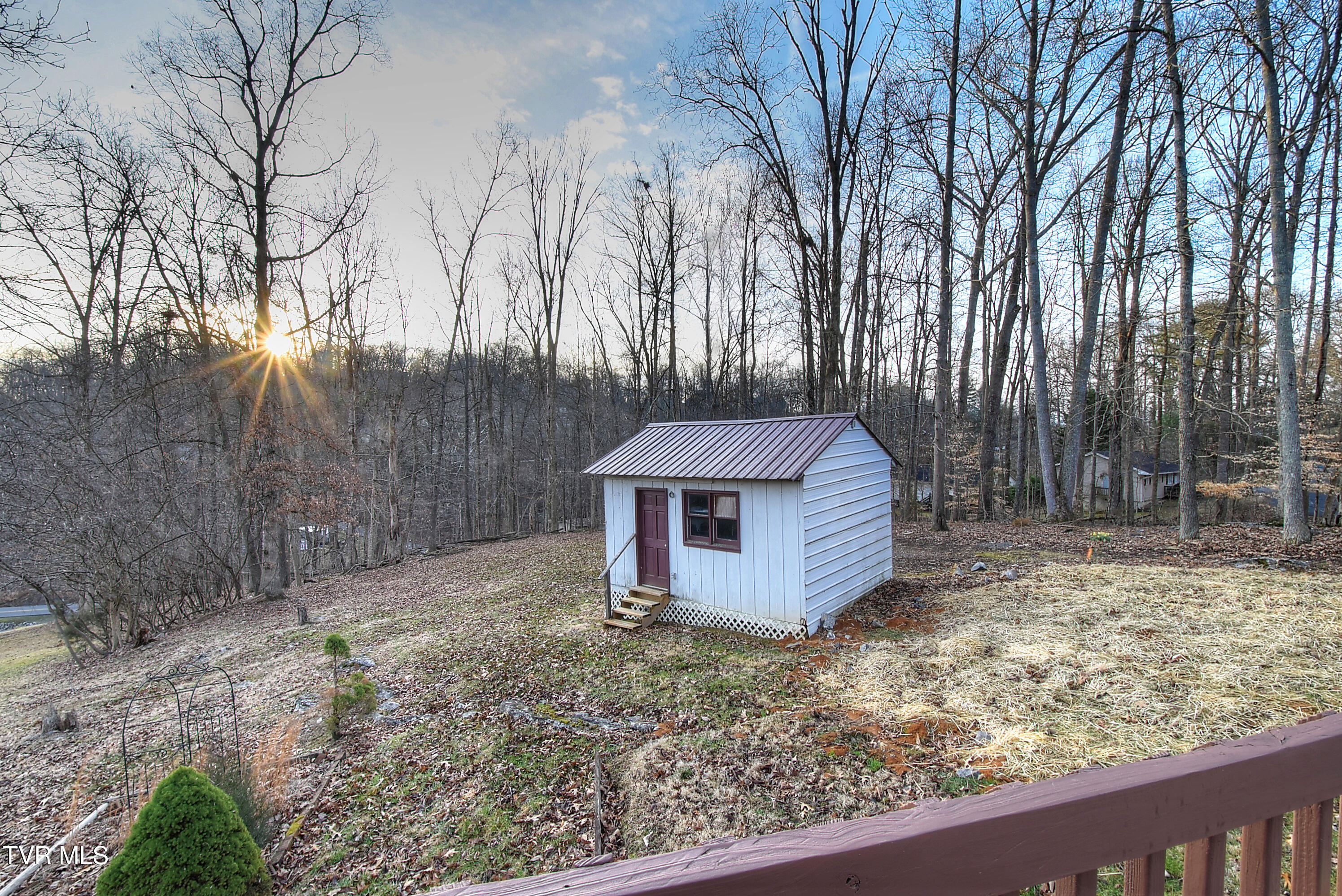 137 Valley Street Gray, TN 37615 - Photo 31 of 32 31