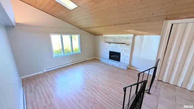 $279,900 | 103 Hollands Grove Lane, Washington, IL 61571