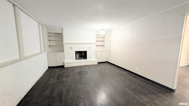 $279,900 | 103 Hollands Grove Lane, Washington, IL 61571